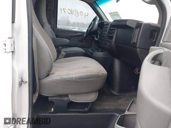 2012 Chevrolet Express Passenger 1LT with VIN 1GAZG1FG2C1158103, listed as a IAAI auction lot 40811071 with 264,063 mi miles and . Bid and sale history available at DreamBid. Image 5.
