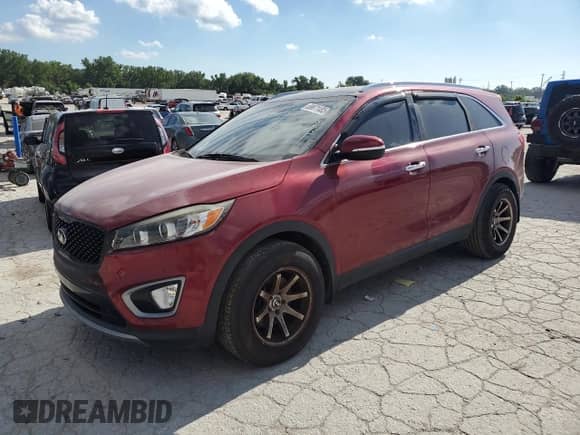 2016 Kia Sorento EX z VIN 5XYPH4A10GG111786, wystawiony jako Copart lot #69871485 z przebiegiem 139 675 mil mil oraz Czysty tytuł • Clean title. Historia ofert i sprzedaży dostępna na DreamBid. Obrazek 1.