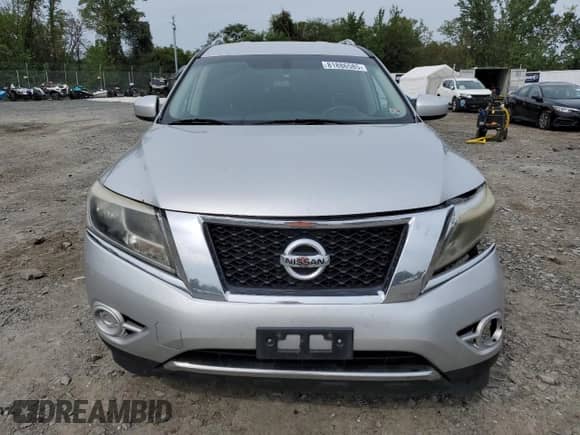 2016 Nissan Pathfinder Platinum with VIN 5N1AR2MM8GC610025, listed as a Copart auction lot 81886585 with 132,200 mi miles and Salvage title. Bid and sale history available at DreamBid. Image 5.