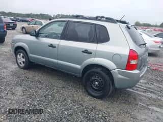 2006 Hyundai Tucson GL with VIN KM8JM12B66U251034, listed as a IAAI auction lot 43369902 with 187,542 mi miles and . Bid and sale history available at DreamBid. Image 3.