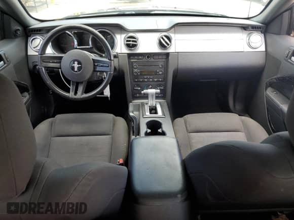 2005 Ford Mustang Deluxe with VIN 1ZVFT80N855107171, listed as a Copart auction lot 64255855 with 251,576 mi miles and Salvage title. Bid and sale history available at DreamBid. Image 8.