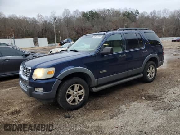 2006 Ford Explorer XLT with VIN 1FMEU63816UB20868, listed as a Copart auction lot 86193244 with 238,836 mi miles and Salvage title. Bid and sale history available at DreamBid. Image 1.