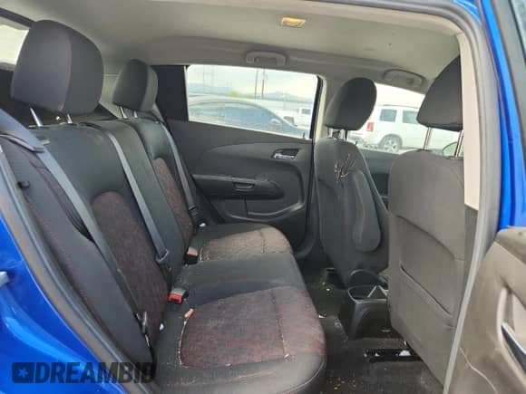 2019 Chevrolet Sonic LT с VIN 1G1JD6SB6K4114552, выставлен на аукционе Copart как лот 70598845 с пробегом 33 585 миль миль и Чистый • Clean title. История ставок и продаж доступна на DreamBid. Изображение 11.