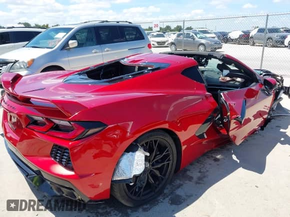 2024 Chevrolet Corvette 2LT with VIN 1G1YB2D40R5127359, listed as a IAAI auction lot 42982061 with 11,379 mi miles and . Bid and sale history available at DreamBid. Image 4.