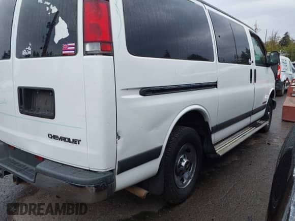 2000 Chevrolet Express with VIN 1GAGG25R7Y1190813, listed as a IAAI auction lot 43322321 with 134,568 mi miles and . Bid and sale history available at DreamBid. Image 6.