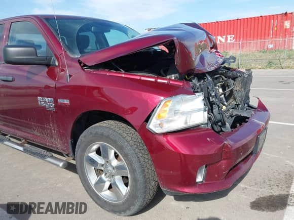 2019 Ram 1500 Express z VIN 1C6RR7FT9KS665856, wystawiony jako IAAI lot #42098921 z przebiegiem 74 380 mil mil oraz . Historia ofert i sprzedaży dostępna na DreamBid. Obrazek 18.