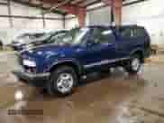 2000 Chevrolet S-10 LS with VIN 1GCDT14W0YK110222, listed as a Copart auction lot 46643115 with 107,420 mi miles and Clean title. Bid and sale history available at DreamBid. Image 1.
