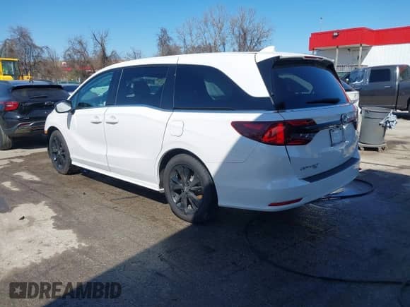 2023 Honda Odyssey Sport z VIN 5FNRL6H77PB063109, wystawiony jako IAAI lot #41760368 z przebiegiem 39 967 mil mil oraz . Historia ofert i sprzedaży dostępna na DreamBid. Obrazek 3.