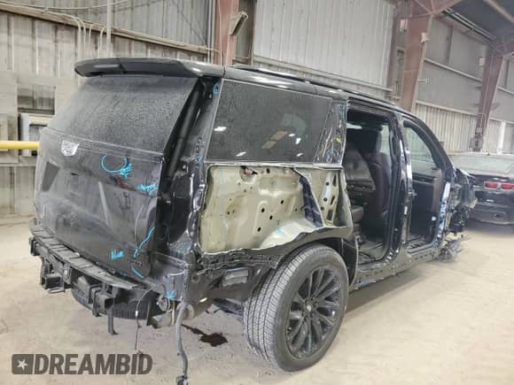 2023 Cadillac Escalade RWD Sport Platinum с VIN 1GYS3GKL6PR460716, выставлен на аукционе Copart как лот 59590375 с пробегом 32 068 миль миль и Списание • Salvage title. История ставок и продаж доступна на DreamBid. Изображение 3.