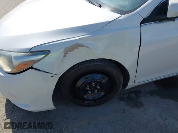 2017 Toyota Camry XLE с VIN 4T1BF1FK8HU306045, выставлен на аукционе IAAI как лот 43410023 с пробегом 155 235 миль миль и . История ставок и продаж доступна на DreamBid. Изображение 6.