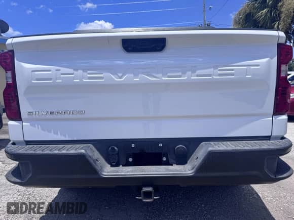 2023 Chevrolet Silverado 1500 Work Truck z VIN 3GCUDAEDXPG304501, wystawiony jako IAAI lot #42606847 z przebiegiem 30 035 mil mil oraz . Historia ofert i sprzedaży dostępna na DreamBid. Obrazek 12.