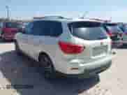 2017 Nissan Pathfinder SL z VIN 5N1DR2MM1HC680626, wystawiony jako IAAI lot #42799068 z przebiegiem 109 031 mil mil oraz . Historia ofert i sprzedaży dostępna na DreamBid. Obrazek 3.