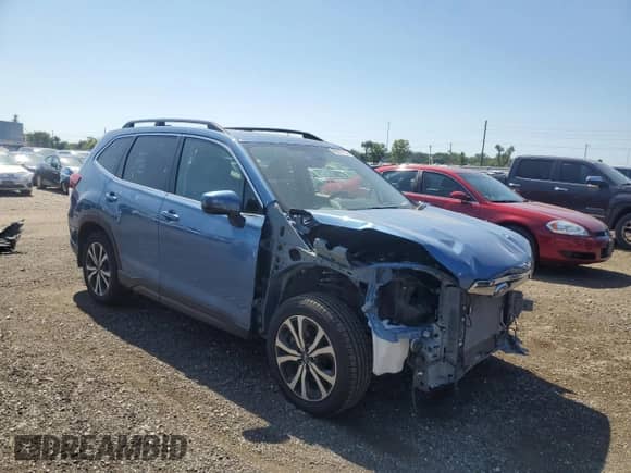 2020 Subaru Forester Limited z VIN JF2SKAUC6LH501561, wystawiony jako Copart lot #69277755 z przebiegiem 45 887 mil mil oraz Szkoda całkowita • Salvage title. Historia ofert i sprzedaży dostępna na DreamBid. Obrazek 4.