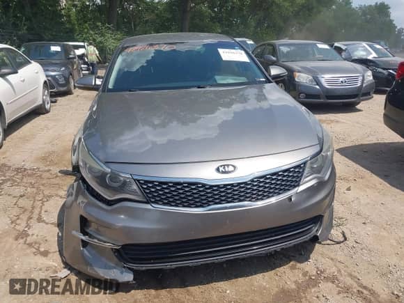 2016 Kia Optima EX z VIN 5XXGU4L32GG098747, wystawiony jako IAAI lot #42926370 z przebiegiem 132 197 mil mil oraz . Historia ofert i sprzedaży dostępna na DreamBid. Obrazek 13.