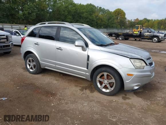 2013 Chevrolet Captiva Sport LT z VIN 3GNAL3EK5DS625250, wystawiony jako IAAI lot #43284620 z przebiegiem 123 334 mil mil oraz . Historia ofert i sprzedaży dostępna na DreamBid. Obrazek 1.