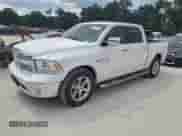 2017 Ram 1500 Laramie z VIN 1C6RR6NT5HS596782, wystawiony jako Copart lot #66124135 z przebiegiem 108 009 mil mil oraz Szkoda całkowita • Salvage title. Historia ofert i sprzedaży dostępna na DreamBid. Obrazek 1.