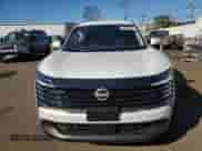 2025 Nissan Kicks SV z VIN 3N8AP6CB0SL439242, wystawiony jako Copart lot #85320445 z przebiegiem 2 187 mil mil oraz Szkoda całkowita • Salvage title. Historia ofert i sprzedaży dostępna na DreamBid. Obrazek 5.