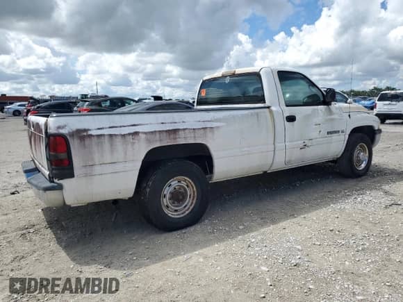 1999 Dodge 2500 with VIN 3B7KC26Z3XM572219, listed as a Copart auction lot 81735785 with Not provided miles and Clean title. Bid and sale history available at DreamBid. Image 3.