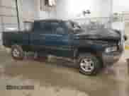 1999 Dodge 1500 z VIN 3B7HF12Z5XG113371, wystawiony jako Copart lot #44033485 z przebiegiem Nie podano mil oraz Szkoda całkowita • Salvage title. Historia ofert i sprzedaży dostępna na DreamBid. Obrazek 4.