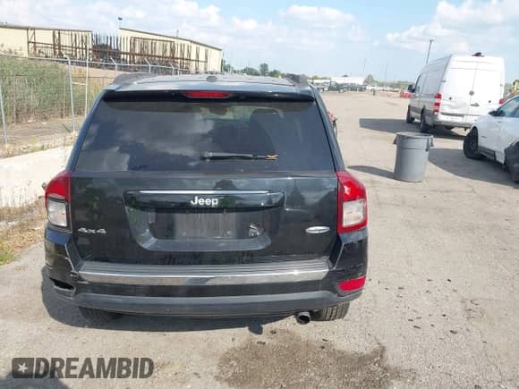 2017 Jeep Compass High Altitude с VIN 1C4NJDEB6HD110558, выставлен на аукционе IAAI как лот 43255538 с пробегом 188 069 миль миль и . История ставок и продаж доступна на DreamBid. Изображение 16.