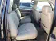 2004 Chevrolet Suburban Z71 z VIN 3GNFK16Z14G148988, wystawiony jako Copart lot #66498805 z przebiegiem 152 229 mil mil oraz Czysty tytuł • Clean title. Historia ofert i sprzedaży dostępna na DreamBid. Obrazek 11.