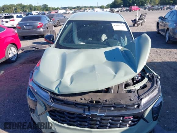 2024 Chevrolet Trax 1RS with VIN KL77LGE23RC106573, listed as a IAAI auction lot 43089288 with 8 mi miles and . Bid and sale history available at DreamBid. Image 13.