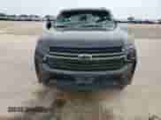 2022 Chevrolet Tahoe RST z VIN 1GNSCRKD5NR117409, wystawiony jako Copart lot #53861925 z przebiegiem 208 121 mil mil oraz Czysty tytuł • Clean title. Historia ofert i sprzedaży dostępna na DreamBid. Obrazek 5.