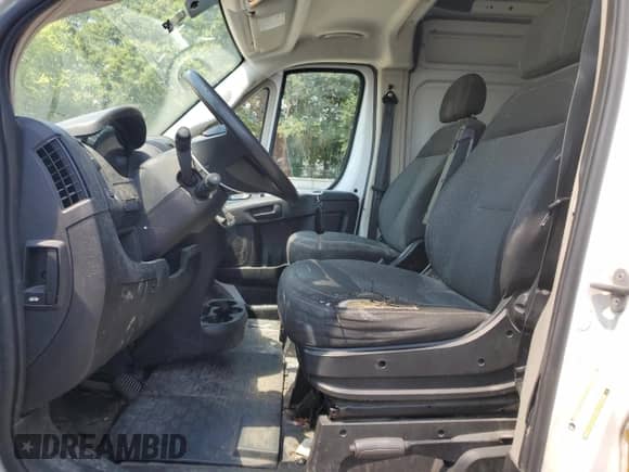 2019 Ram ProMaster Cargo with VIN 3C6TRVBG0KE556580, listed as a Copart auction lot 66557445 with 162,943 mi miles and Clean title. Bid and sale history available at DreamBid. Image 7.