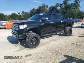 2017 Toyota Tundra Platinum с VIN 5TFGW5F18HX218796, выставлен на аукционе Copart как лот 67794625 с пробегом 79 688 миль миль и Списание • Salvage title. История ставок и продаж доступна на DreamBid. Изображение 1.
