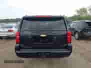 2019 Chevrolet Suburban LT z VIN 1GNSCHKC8KR378725, wystawiony jako IAAI lot #43279442 z przebiegiem 99 230 mil mil oraz . Historia ofert i sprzedaży dostępna na DreamBid. Obrazek 17.