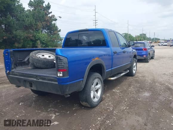 2008 Dodge 1500 SLT with VIN 1D7HU18288S525798, listed as a IAAI auction lot 42448870 with 241,313 mi miles and . Bid and sale history available at DreamBid. Image 4.