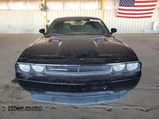 2014 Dodge Challenger SXT z VIN 2C3CDYAG5EH110982, wystawiony jako Copart lot #85419705 z przebiegiem 144 893 mil mil oraz Czysty tytuł • Clean title. Historia ofert i sprzedaży dostępna na DreamBid. Obrazek 5.