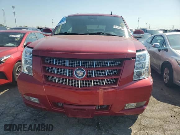 2013 Cadillac Escalade Premium z VIN 1GYS4CEF6DR205765, wystawiony jako Copart lot #71652045 z przebiegiem 119 855 mil mil oraz Czysty tytuł • Clean title. Historia ofert i sprzedaży dostępna na DreamBid. Obrazek 5.