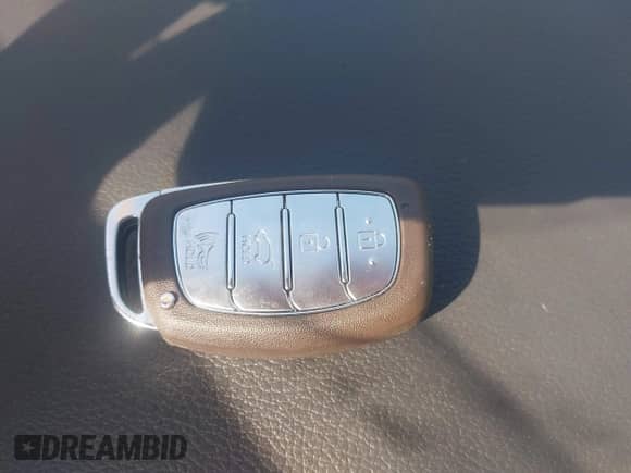 2020 Hyundai Tucson Value с VIN KM8J3CA4XLU145263, выставлен на аукционе IAAI как лот 42179779 с пробегом 59 654 миль миль и . История ставок и продаж доступна на DreamBid. Изображение 11.