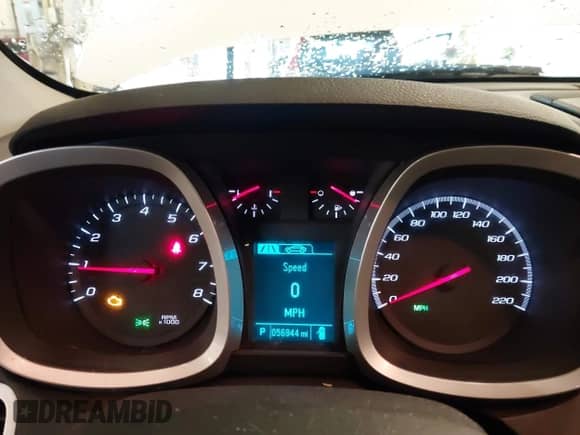 2017 Chevrolet Equinox Premier z VIN 2GNFLGE33H6152636, wystawiony jako IAAI lot #43335907 z przebiegiem 56 944 mil mil oraz . Historia ofert i sprzedaży dostępna na DreamBid. Obrazek 7.