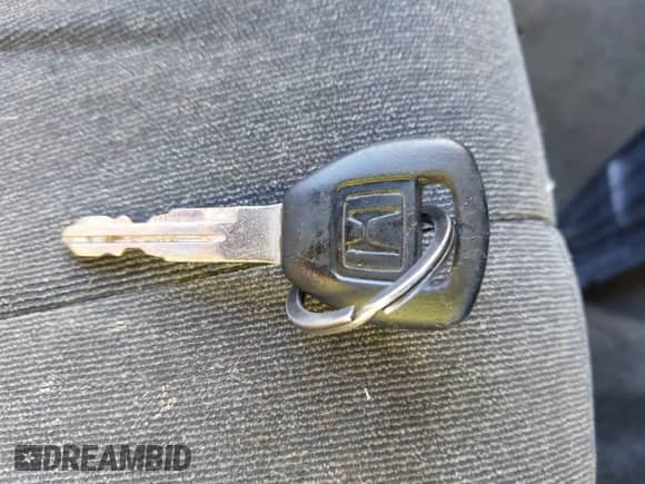 2002 Honda Accord with VIN 1HGCG32162A027430, listed as a IAAI auction lot 43436562 with 190,900 mi miles and . Bid and sale history available at DreamBid. Image 11.