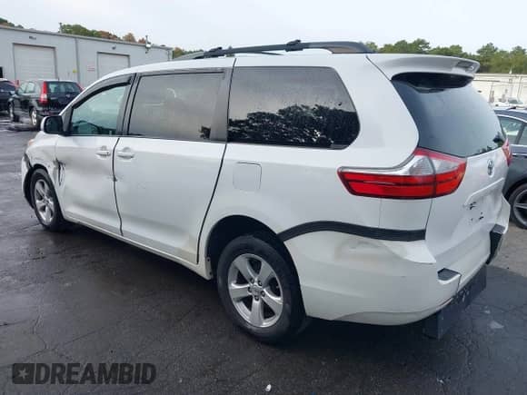 2016 Toyota Sienna LE AAS with VIN 5TDKK3DC8GS716418, listed as a IAAI auction lot 43328263 with 292,765 mi miles and . Bid and sale history available at DreamBid. Image 3.