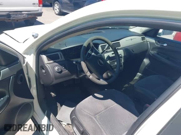 2007 Chevrolet Impala Police Unmarked Police с VIN 2G1WS58R679416499, выставлен на аукционе IAAI как лот 42647252 с пробегом 127 680 миль миль и . История ставок и продаж доступна на DreamBid. Изображение 5.