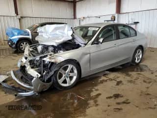 2015 BMW 3 Series 328i с VIN WBA3C1C50FK122935, выставлен на аукционе Copart как лот 85341405 с пробегом Не указан миль и Списание • Salvage title. История ставок и продаж доступна на DreamBid. Изображение 1.