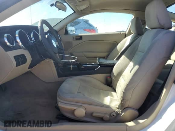 2005 Ford Mustang Deluxe with VIN 1ZVFT80N855149419, listed as a Copart auction lot 90728375 with 200,817 mi miles and Salvage title. Bid and sale history available at DreamBid. Image 7.