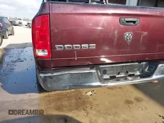 2004 Dodge 1500 SLT z VIN 1D7HA18N04J240080, wystawiony jako IAAI lot #43237408 z przebiegiem Nie podano mil oraz . Historia ofert i sprzedaży dostępna na DreamBid. Obrazek 6.