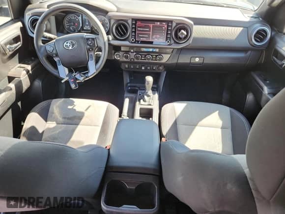 2021 Toyota Tacoma SR with VIN 3TMCZ5ANXMM439252, listed as a Copart auction lot 70420565 with 60,463 mi miles and Salvage title. Bid and sale history available at DreamBid. Image 8.
