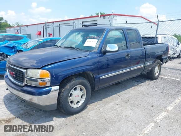 2001 GMC Sierra 1500 SLE с VIN 2GTEC19V711166877, выставлен на аукционе IAAI как лот 42587631 с пробегом 122 395 миль миль и . История ставок и продаж доступна на DreamBid. Изображение 2.
