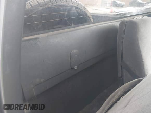 2002 GMC Sierra 1500 SLE with VIN 1GTEC14V72Z189141, listed as a IAAI auction lot 42174430 with 259,771 mi miles and . Bid and sale history available at DreamBid. Image 8.