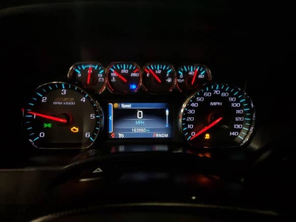 2014 Chevrolet Silverado 1500 LT с VIN 1GCVKREC0EZ409819, выставлен на аукционе Copart как лот 90467905 с пробегом 163 560 миль миль и Чистый • Clean title. История ставок и продаж доступна на DreamBid. Изображение 9.