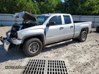 2015 GMC Sierra 1500 with VIN 1GTR1TEC3FZ443692, listed as a Copart auction lot 72041895 with 204,174 mi miles and Salvage title. Bid and sale history available at DreamBid. Image 1.
