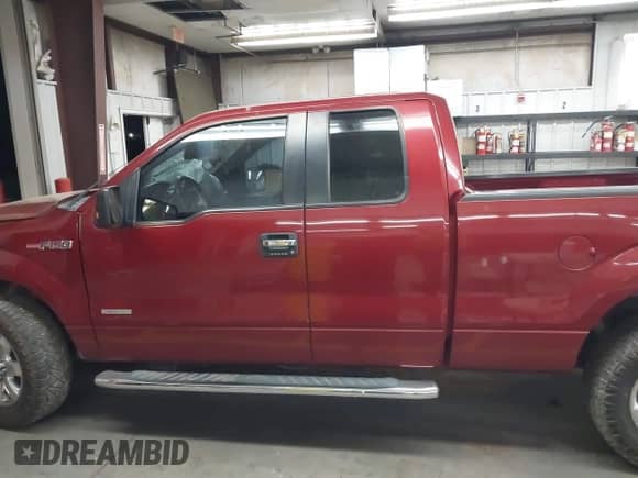 2013 Ford F-150 XL z VIN 1FTFX1CT1DFC50402, wystawiony jako IAAI lot #42604789 z przebiegiem 107 551 mil mil oraz . Historia ofert i sprzedaży dostępna na DreamBid. Obrazek 15.
