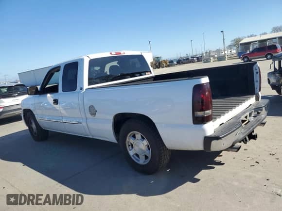 2005 GMC Sierra 1500 SLT with VIN 1GTEC19T95Z255488, listed as a Copart auction lot 46827545 with Not provided miles and Salvage title. Bid and sale history available at DreamBid. Image 2.