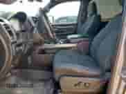 2019 Ram 1500 Big Horn z VIN 1C6SRFFT0KN718759, wystawiony jako Copart lot #67619735 z przebiegiem 132 600 mil mil oraz Szkoda całkowita • Salvage title. Historia ofert i sprzedaży dostępna na DreamBid. Obrazek 7.