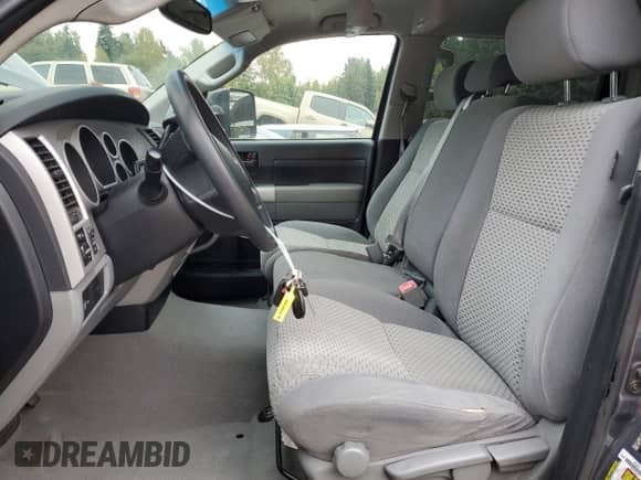 2008 Toyota Tundra with VIN 5TFDV54178X046737, listed as a Copart auction lot 85195695 with 179,007 mi miles and Salvage title. Bid and sale history available at DreamBid. Image 7.